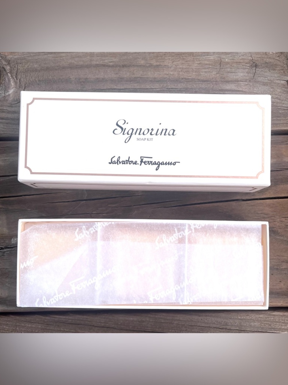 A Salvatore Ferragamo Signorina Luxury Soap Kit NEW